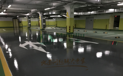 ‌旧地面翻新方案：仁布环氧地坪涂层覆盖混凝土裂缝修复技术